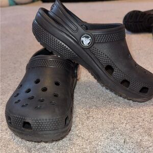 CROCS Classic Black Clogs